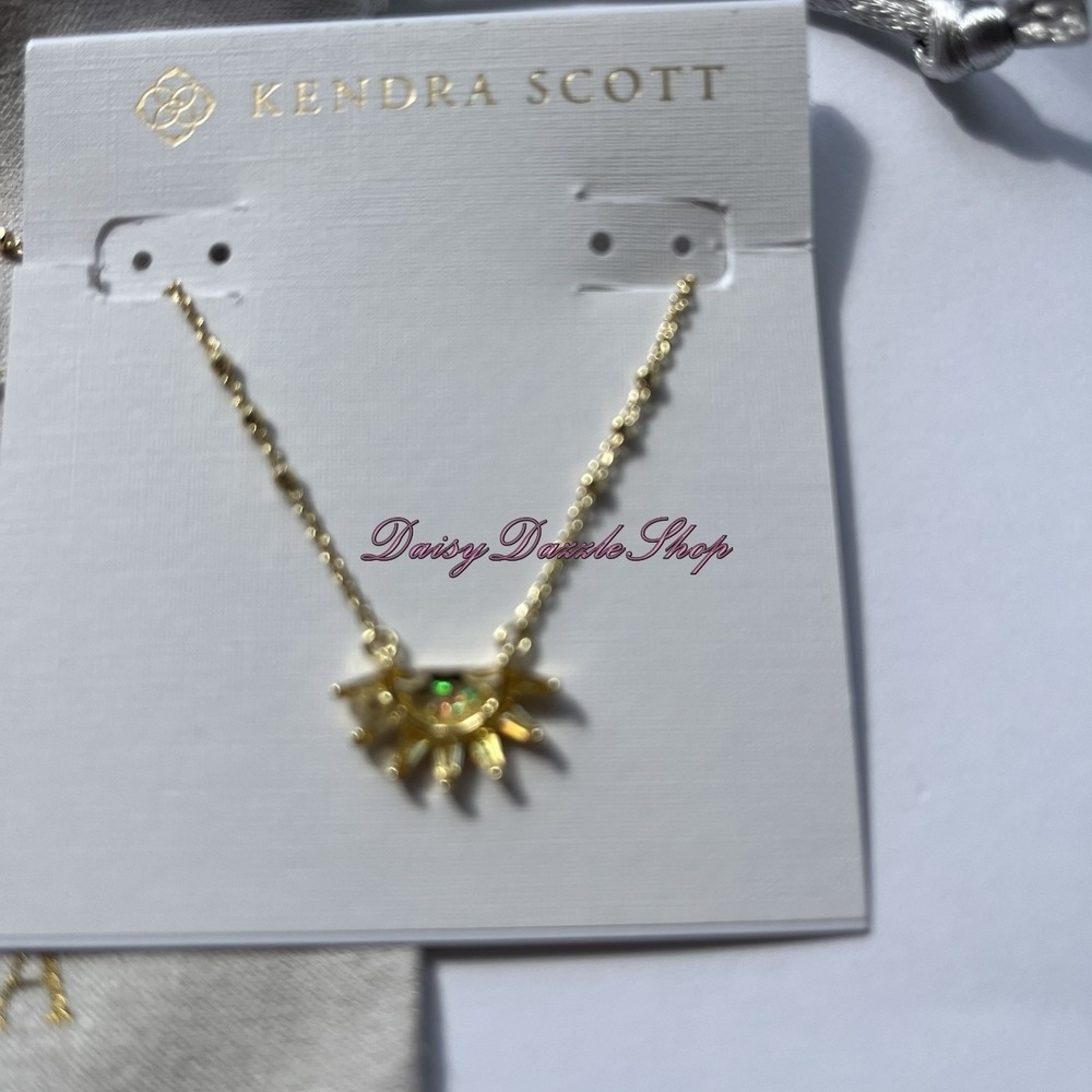 ☀️Kendra Scott Samantha Sun Gold Short Pendant Necklace Yellow Opalscent Resin☀️ - Picture 3 of 9